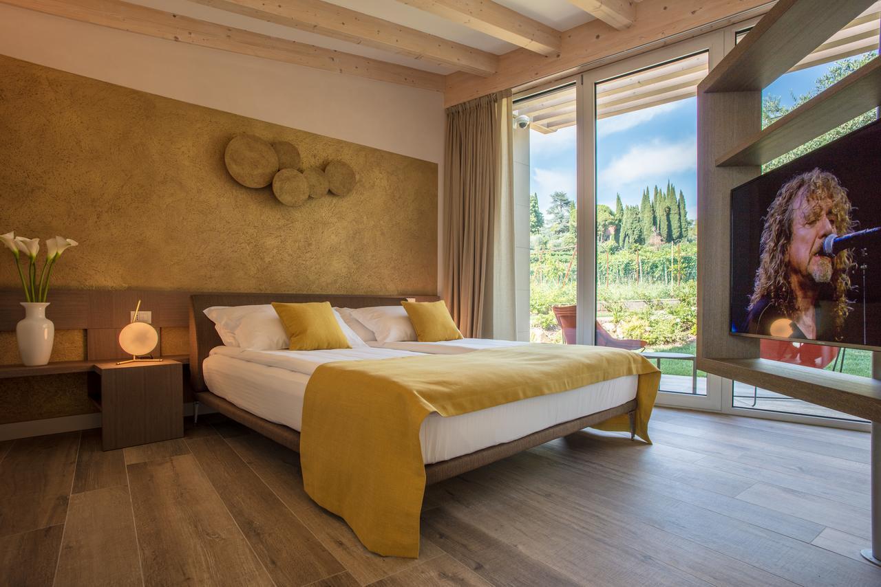 San Colombano Suites Bardolino Exterior foto